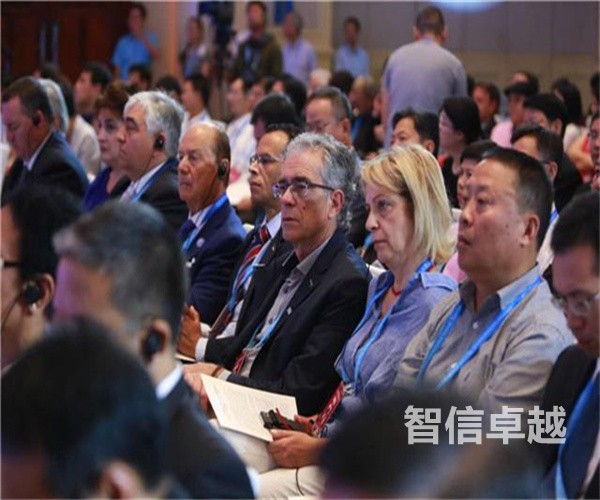 武漢專業(yè)的同傳翻譯公司-同傳翻譯的價(jià)格是多少